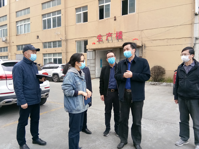 樂(lè)委副書記蒞臨檢查指導(dǎo)金橋銅業(yè)復(fù)工復(fù)產(chǎn)與疫情防控工作